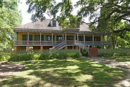 New Orleans Plantation Tour with Transportation